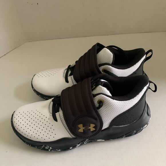 Under Armour GS Zone BB 2 Boy's Size 5Y Sneaker Shoes White/Black NIB Brand New - Picture 12 of 14